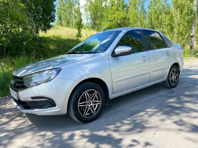 Лада Гранта 2018 - Авто в Новые Бурасы