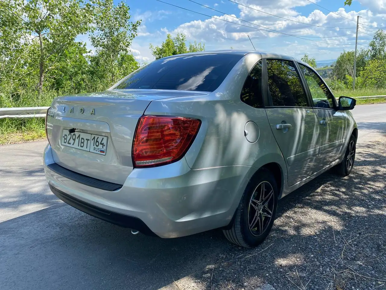 Лада Гранта 2018 - Легковые автомобили (Авто) в Новые Бурасы
