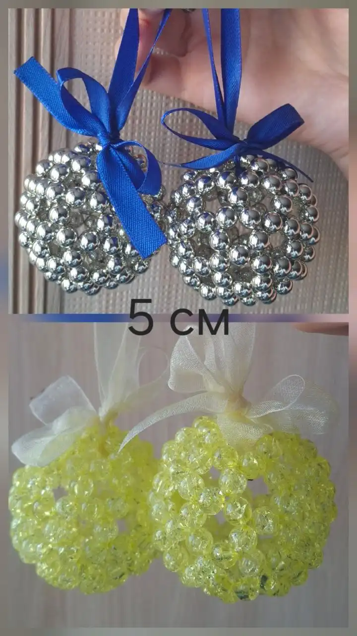 Ёлочные шары ручной работы из бусин
