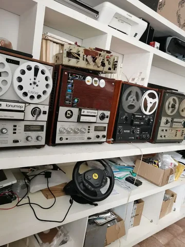 Продам вертикальный магнитофон Юпитер 204 стерео - частное объявление в Новые Бурасы