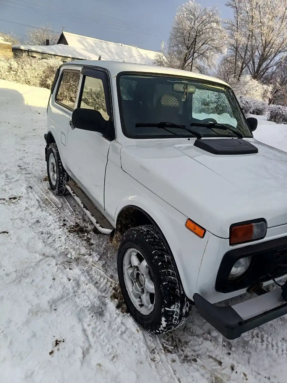 Продается Нива 2013 года в хорошем состоянии - Легковые автомобили (Авто) в Новые Бурасы