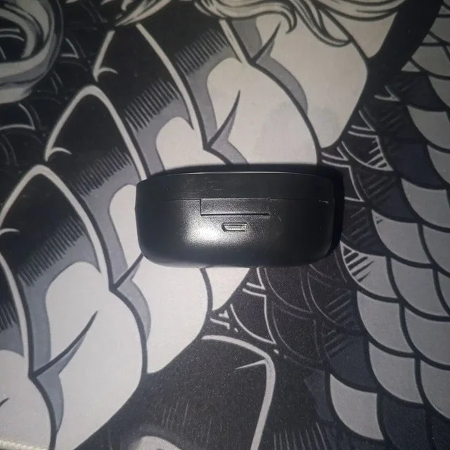 Продам беспроводные наушники Redmi AirDots 2 - Бытовая техника в Новые Бурасы