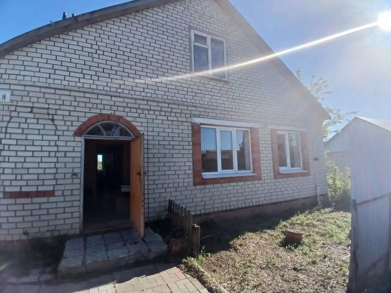 Продаётся отдельно стоящий дом в центре р.п. Новые Бурасы - Дома (Недвижимость) в Новые Бурасы