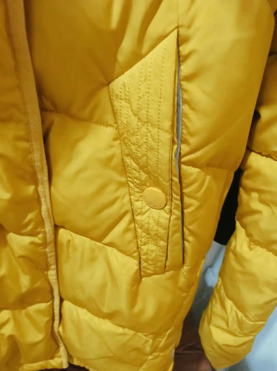 Пуховик размер 42