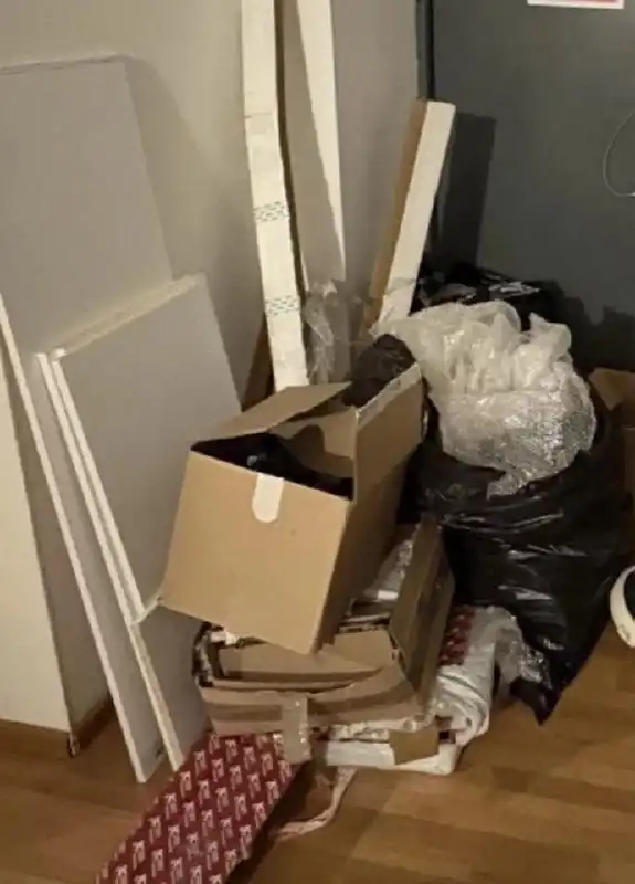 Помощник для сбора мусора и погрузки