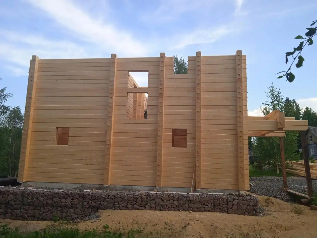 Сборка домов из клееного профилированного бруса