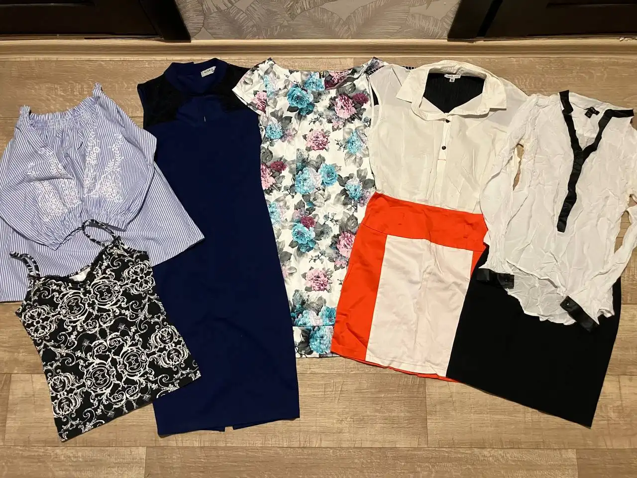 Продажа комплекта Р.40-42 в отличном состоянии - Барахолка в Нижний Новгород