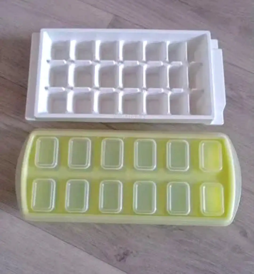 Контейнер для еды и формочки для льда - Товары для дома (Барахолка) в Нижний Новгород