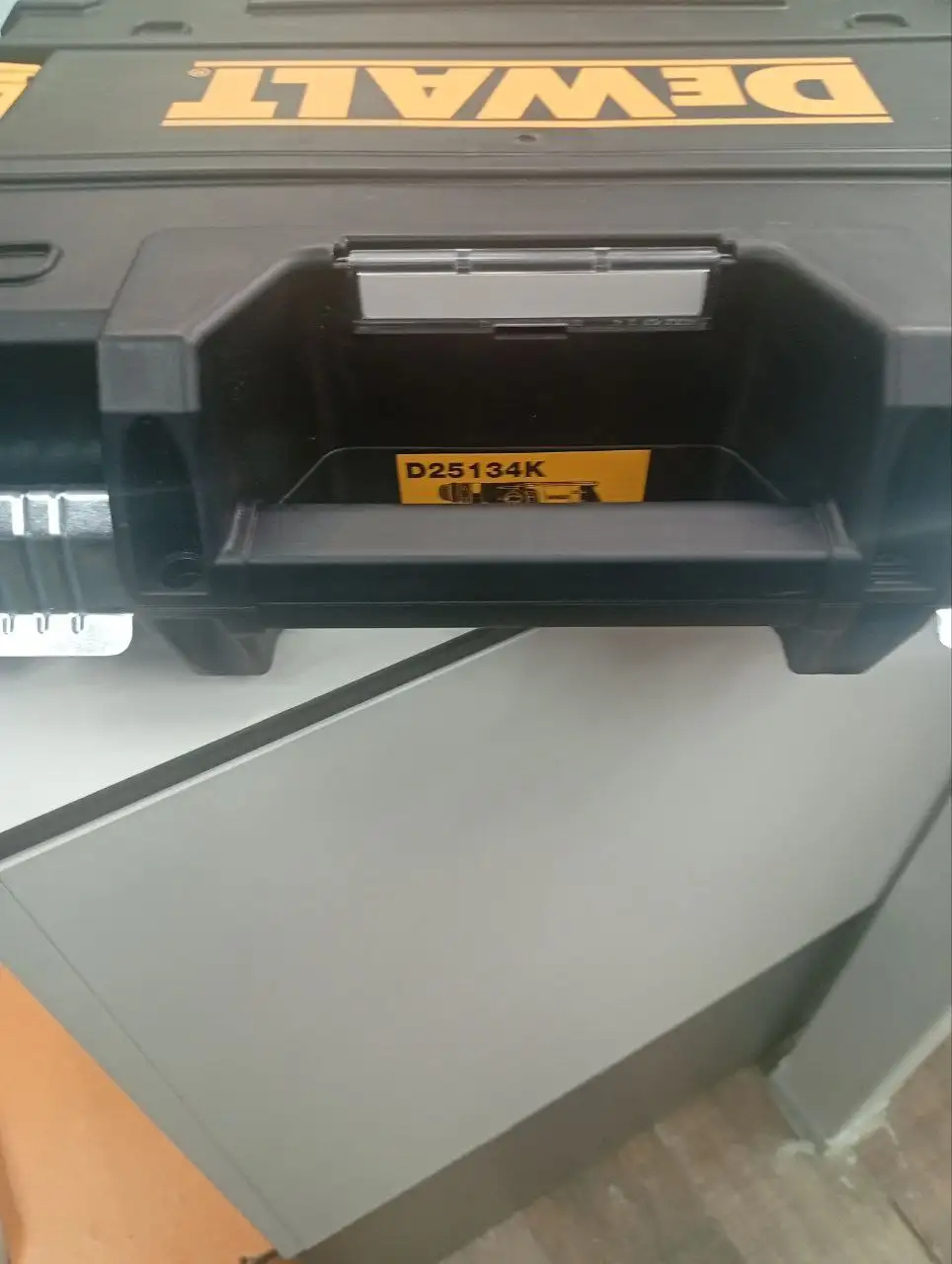 Продажа нового перфоратора DeWalt - Барахолка в Нижний Новгород