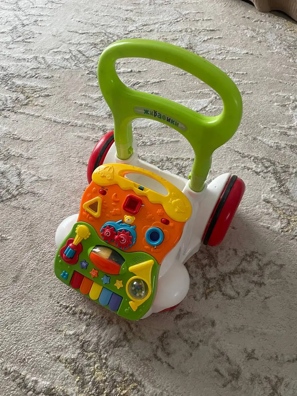 Продажа толокара-ходунков «Жирафики» с бизибордом и стул-качель для кормления - Игрушки и ходунки (Товары для детей) в Нижний Новгород