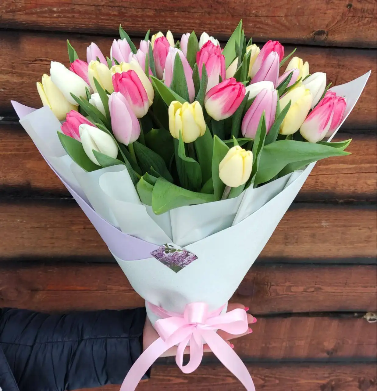 Тюльпаны тепличные к 8 марта - Цветы (Хобби и отдых) в Нижний Новгород