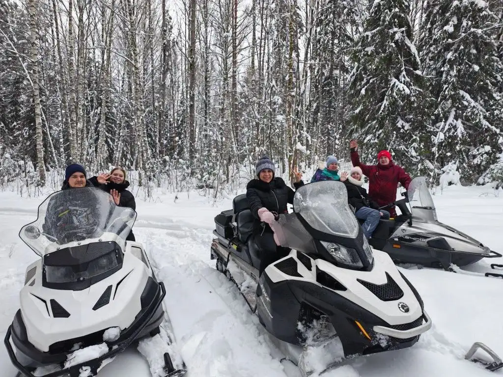 Праздничный пакет на 8 марта с проживанием и развлечениями - Туризм и отдых (Услуги) в Каменка