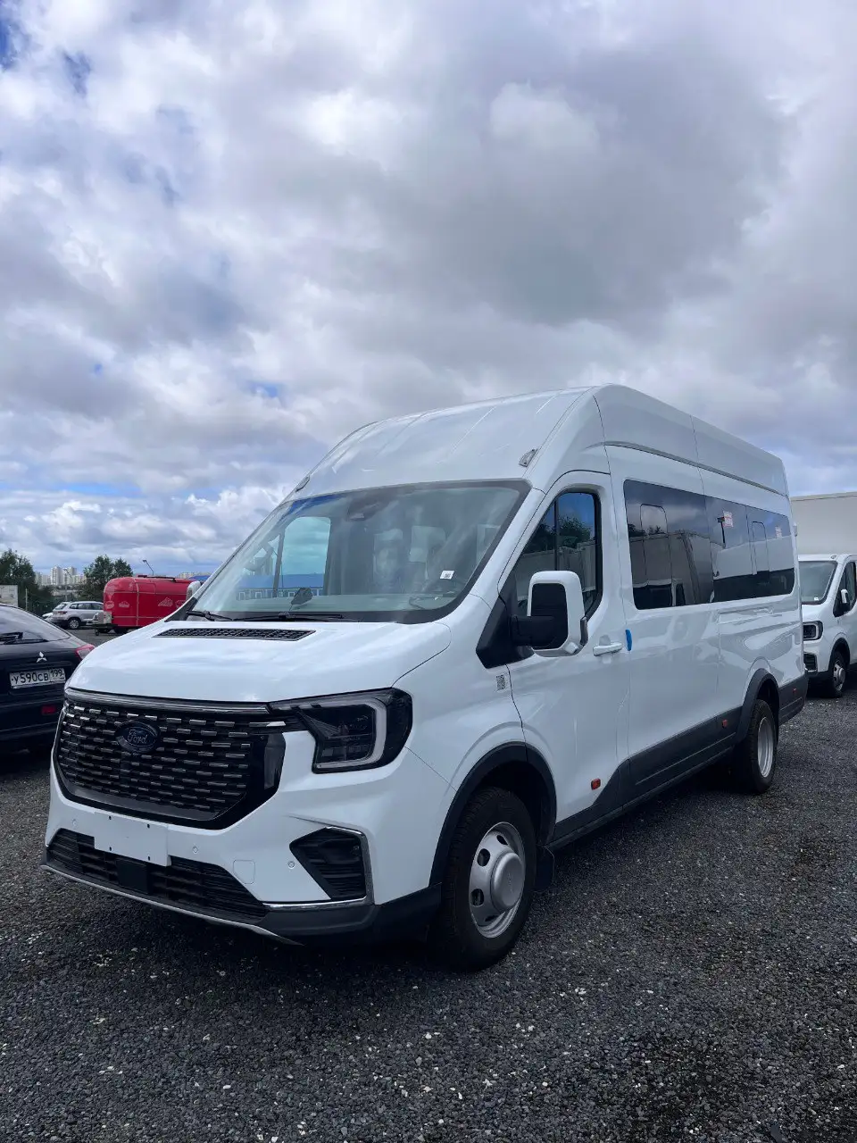 Ford Transit автобус 17+1 мест 2025 года - Микроавтобусы (Авто) в Нижний Новгород