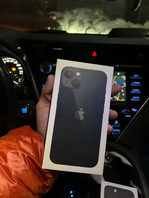 Продажа iPhone 13 и iPhone 11 - частное объявление в Нижний Новгород