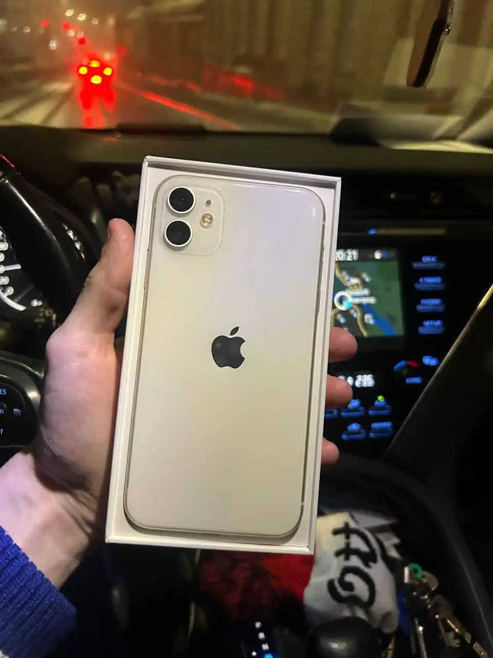 Продажа iPhone 13 и iPhone 11 - Смартфоны (Электроника) в Нижний Новгород