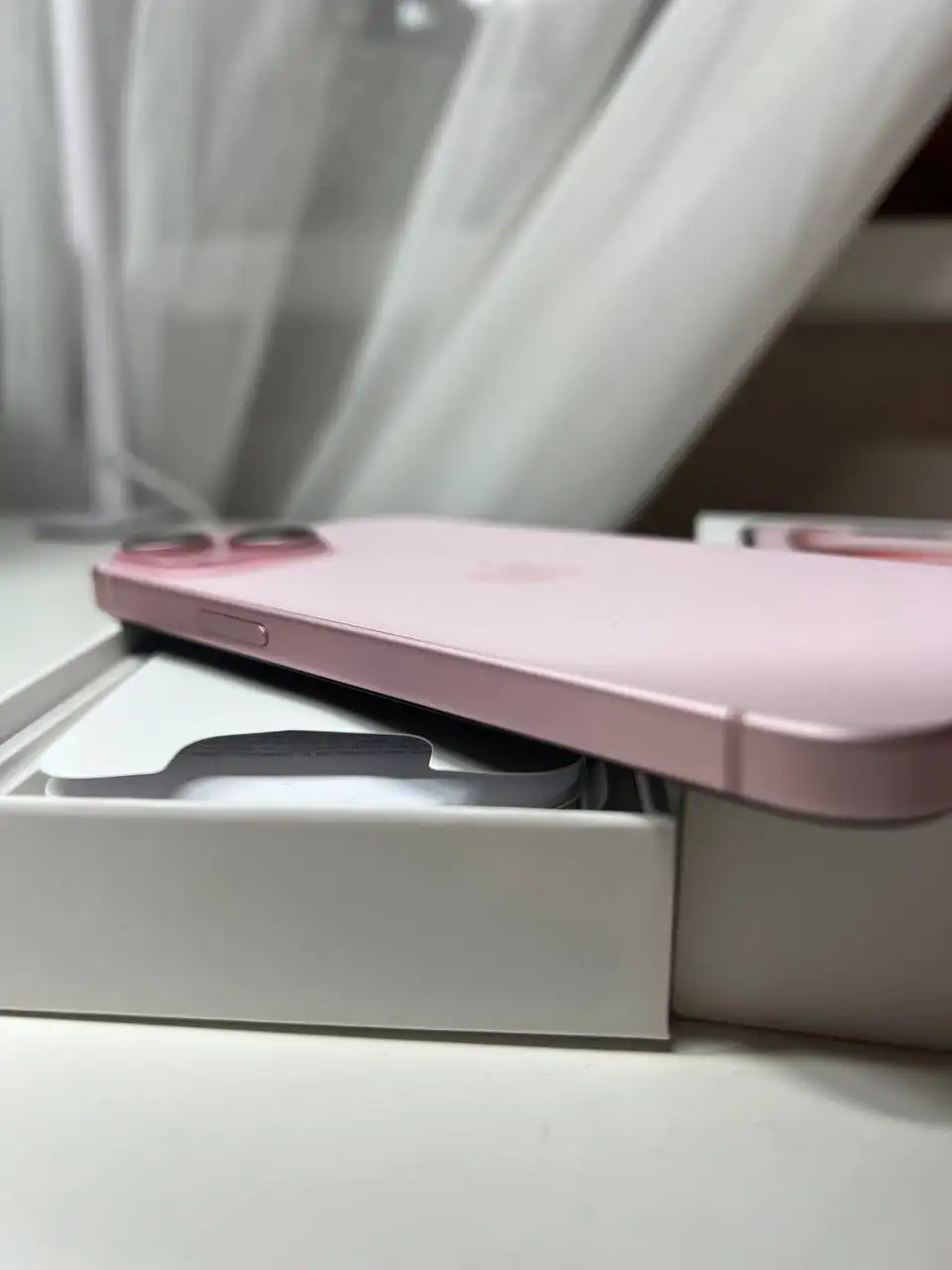 Смартфон iPhone 15 128GB в идеальном состоянии - Смартфоны (Электроника) в Нижний Новгород