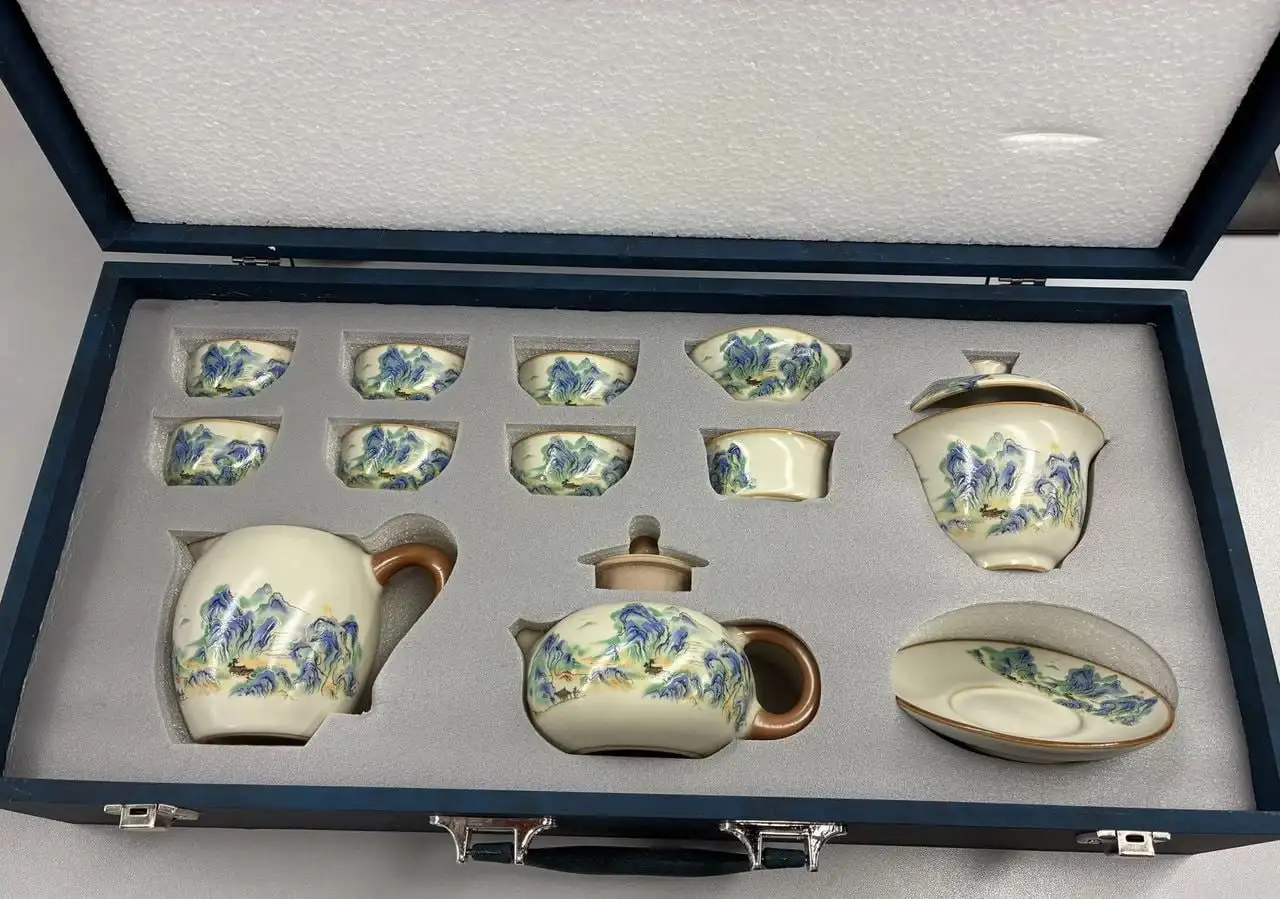 Раздача вещей после уборки - Барахолка в Нижний Новгород