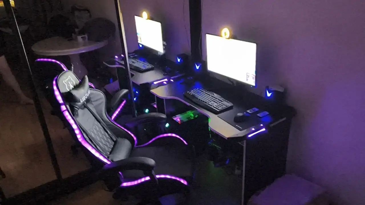 Продажа полного комплекта компьютерной техники и мебели - Электроника в Нижний Новгород