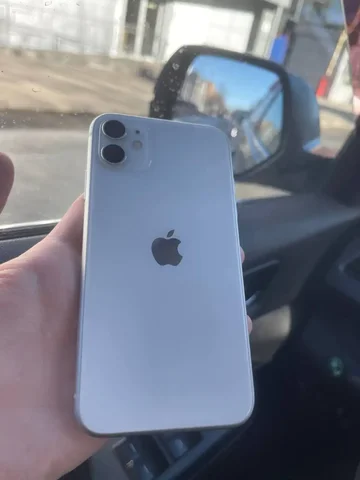 iPhone 11 128 ГБ - Электроника в Нижний Новгород