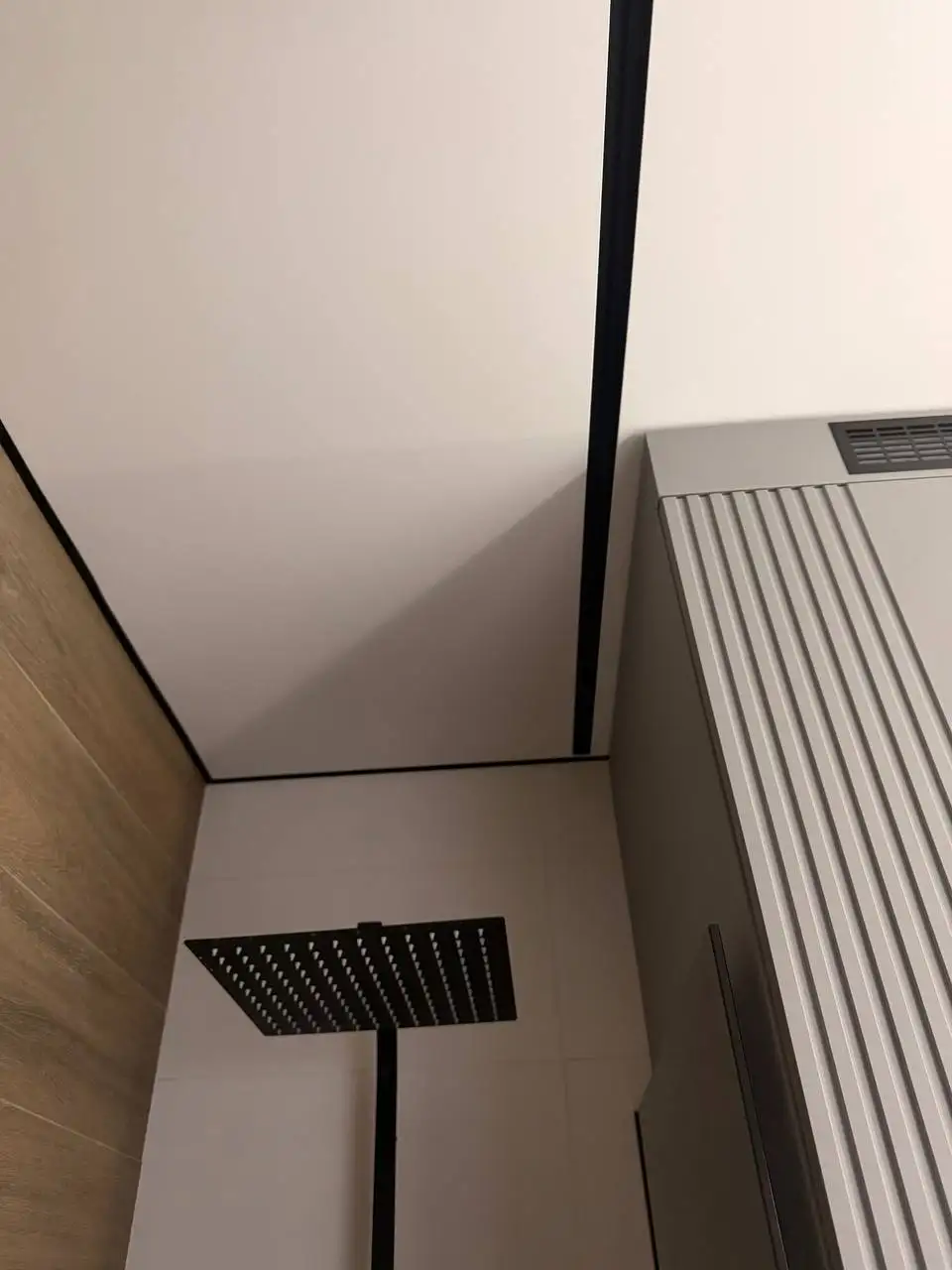 Установка натяжных потолков от компании Пан Потолок - Ремонт и строительство (Услуги) в Нижний Новгород