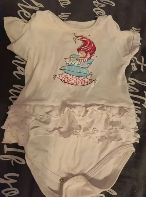 Вещи для девочки 0-7 месяцев отдам за шоколадку - Товары для детей в Нижний Новгород