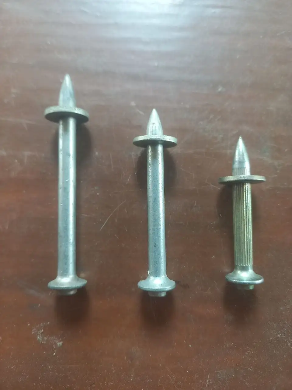 Продам дюбели для порохового пистолета - Барахолка в Нижний Новгород
