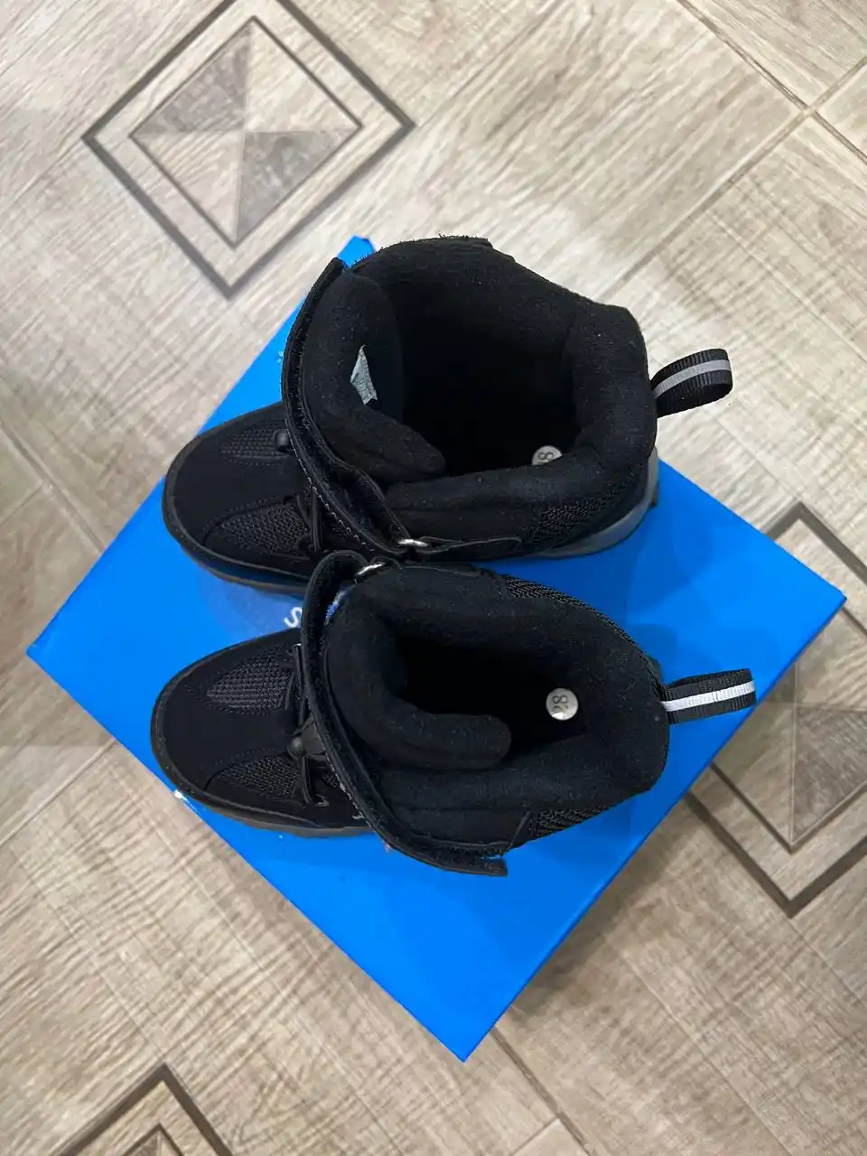 Новые зимние ботинки Lassie 28р