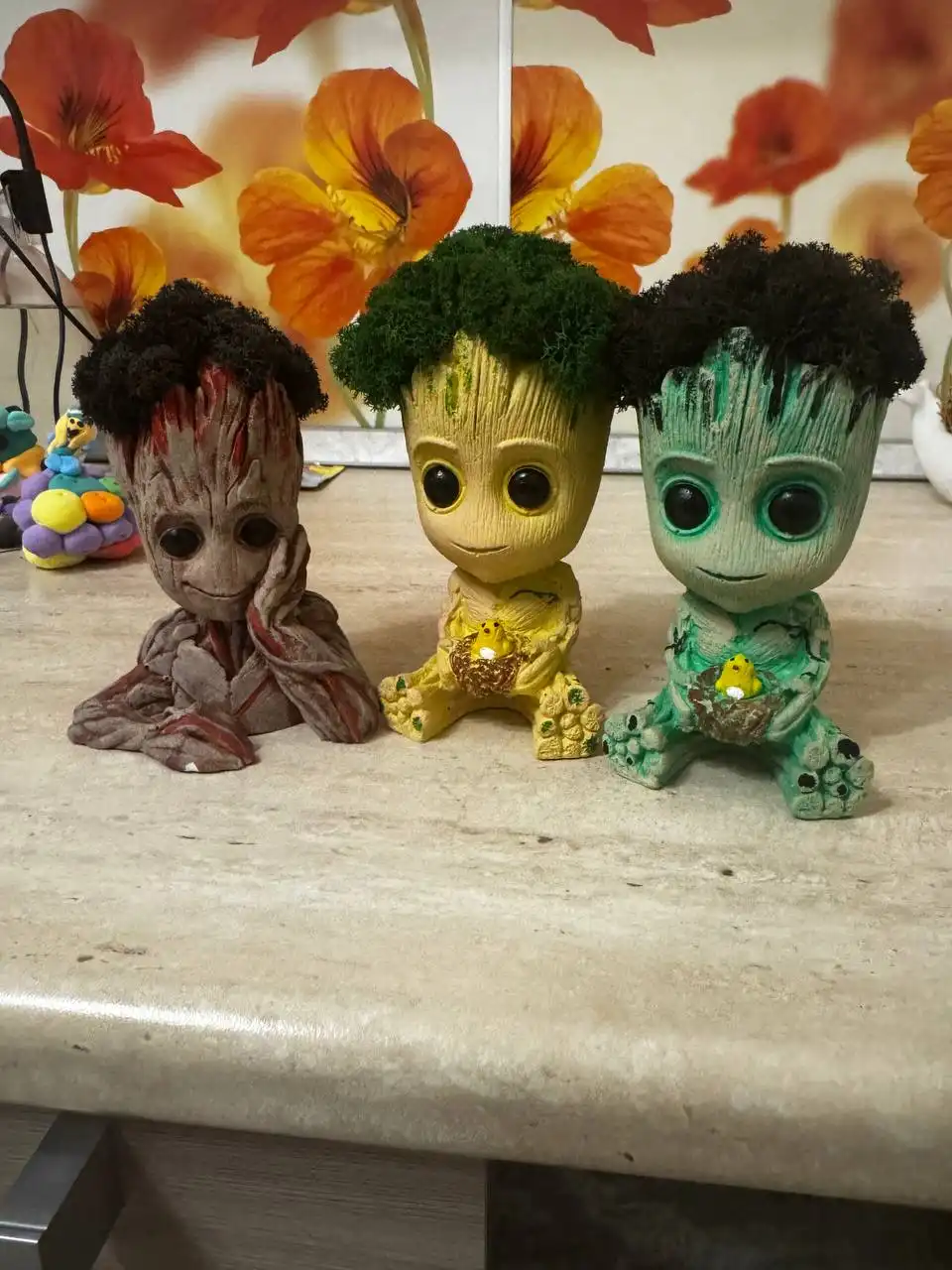 Фигурки с мхом