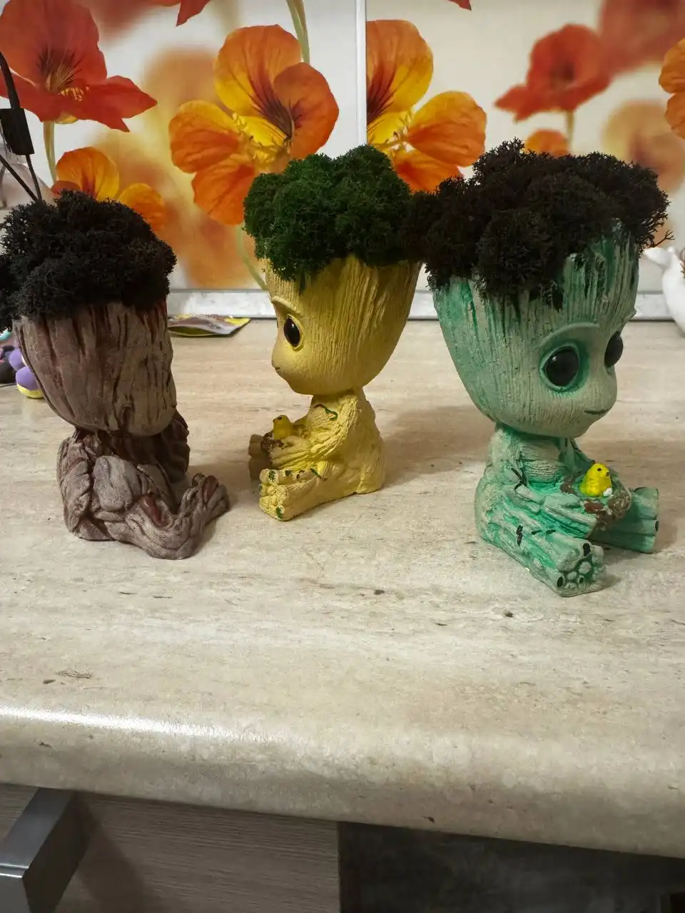 Фигурки с мхом