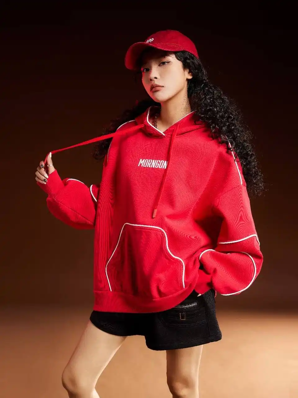 Новый теплый джемпер с бархатной подкладкой