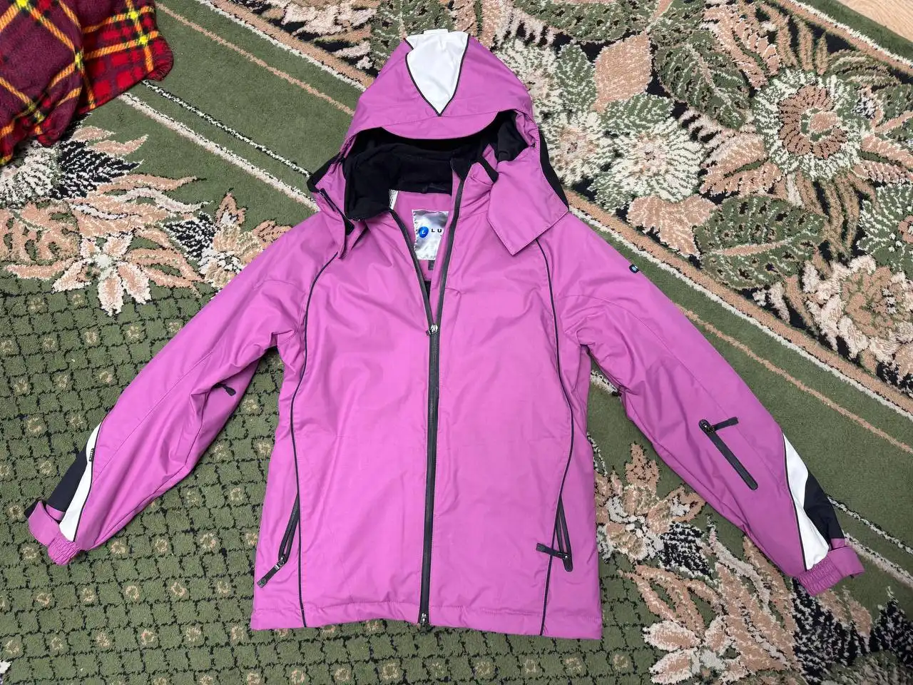 Горнолыжный костюм Luhta размер 36