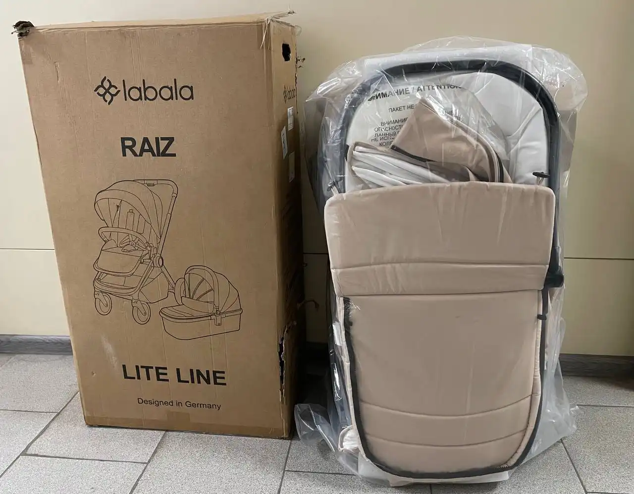 Продажа новой коляски