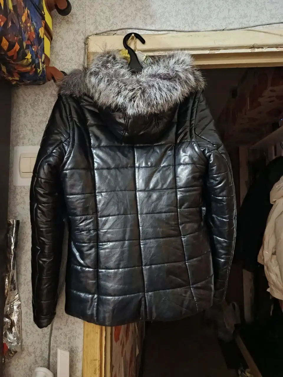 Продам куртку размер 50