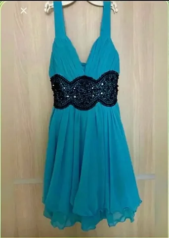 Вечернее платье в идеальном состоянии - Зимняя в Химки