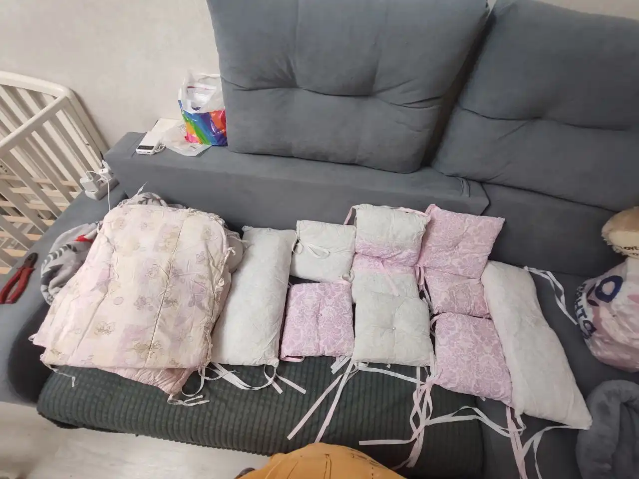 Два комплекта бортиков в кроватку для девочки - Товары для детей (Барахолка) в Химки