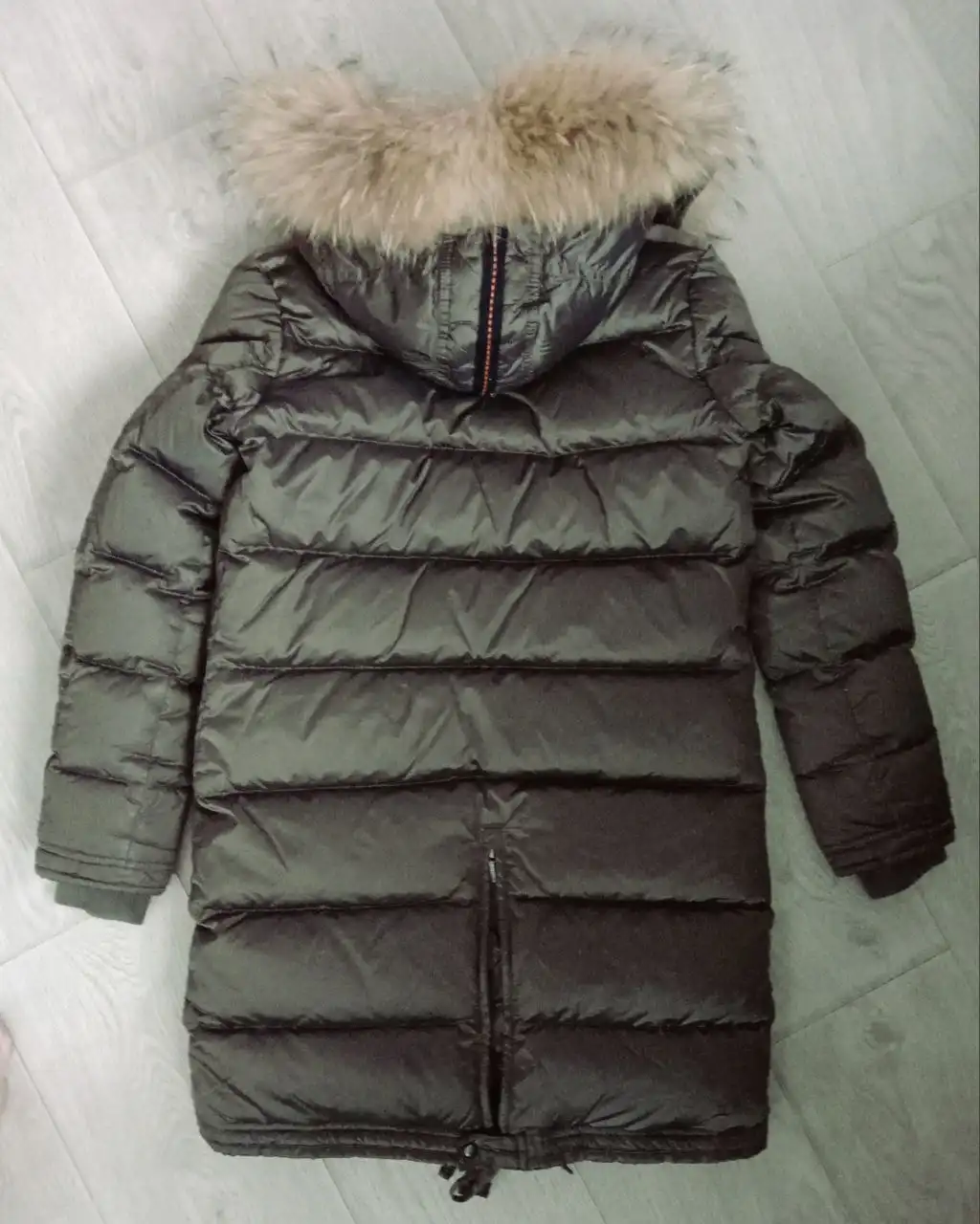 Пуховик Baon XS хаки натуральный мех - Верхняя одежда (Одежда) в Химки