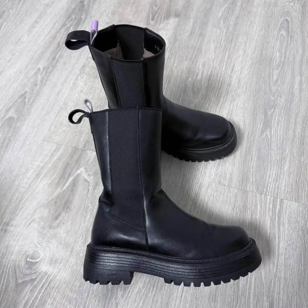 Зимние сапоги челси из натуральной кожи и шерсти, размер 37 - Обувь (Одежда) в Химки