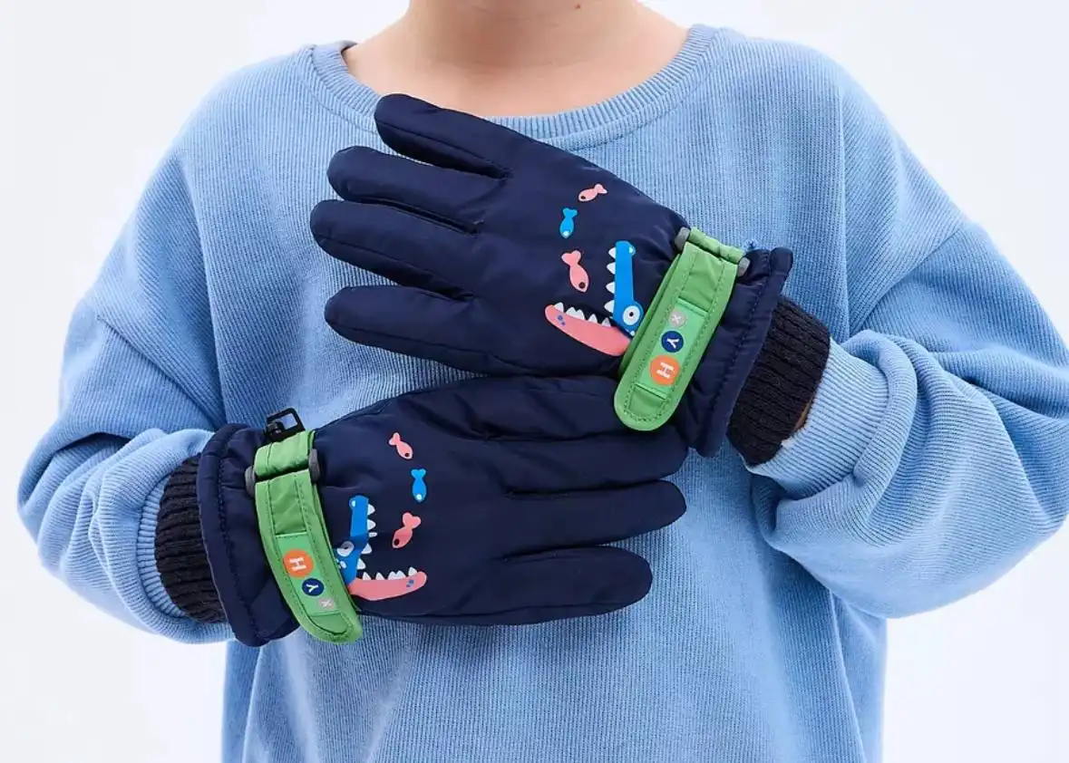 Перчатки непромокаемые детские - Детская одежда (Барахолка) в Химки