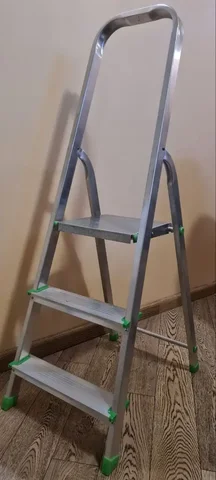 Стремянка алюминиевая складная - Мягкие игрушки в Химки