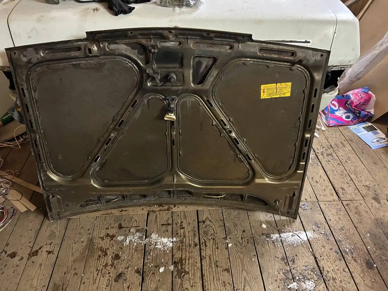 Капот ВАЗ 2108-099 в очень хорошем состоянии - Запчасти в Химки