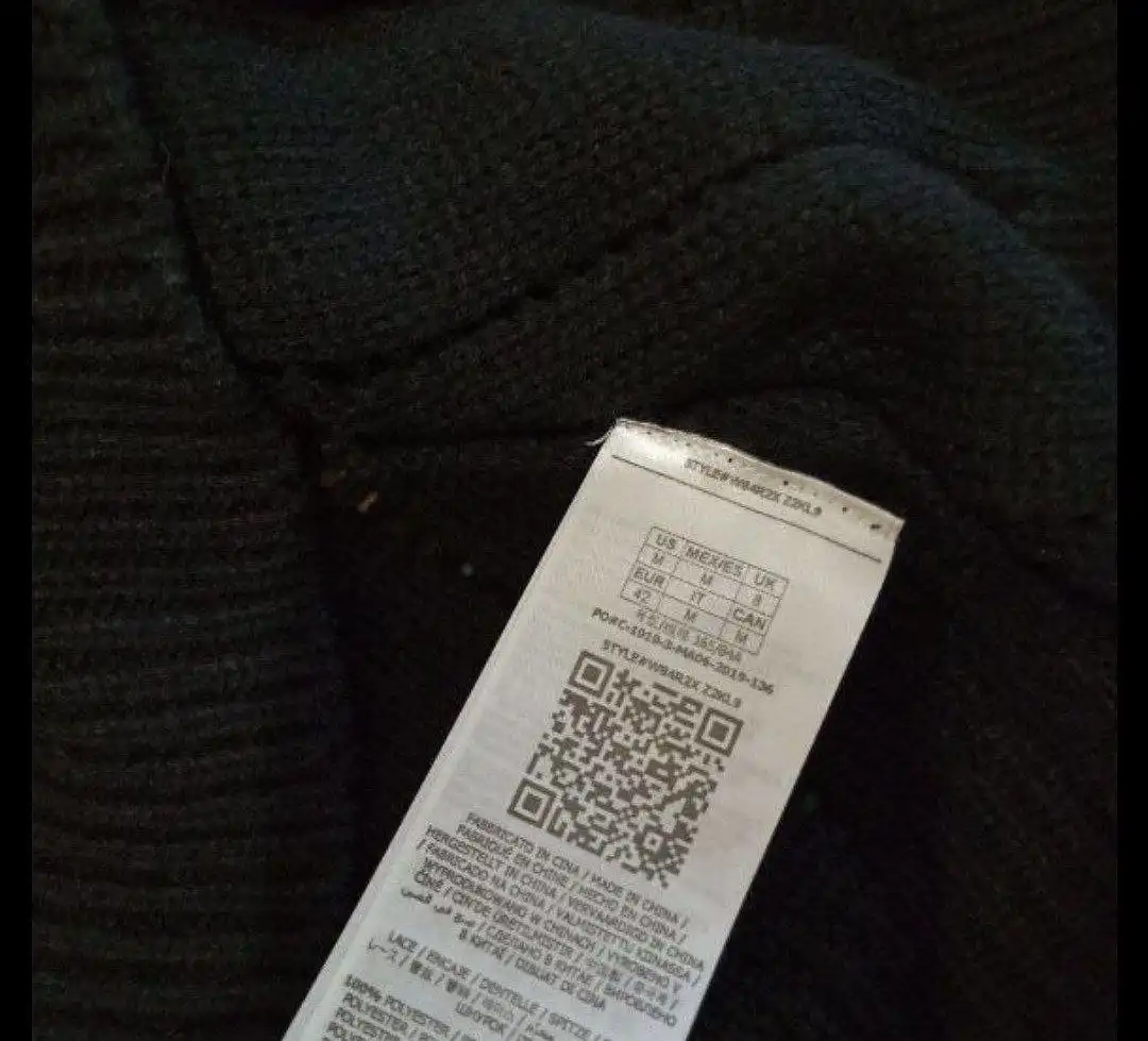 Женский джемпер Guess модель 2021г размер М (46) - Верхняя одежда (Одежда) в Химки