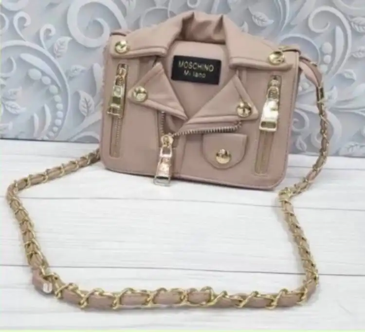 Сумка Moschino MI lano из натуральной кожи - Сумки (Одежда) в Химки