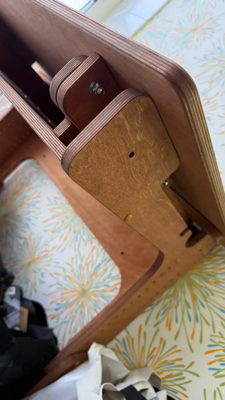 Растущая парта б/у - Товары для детей в Химки