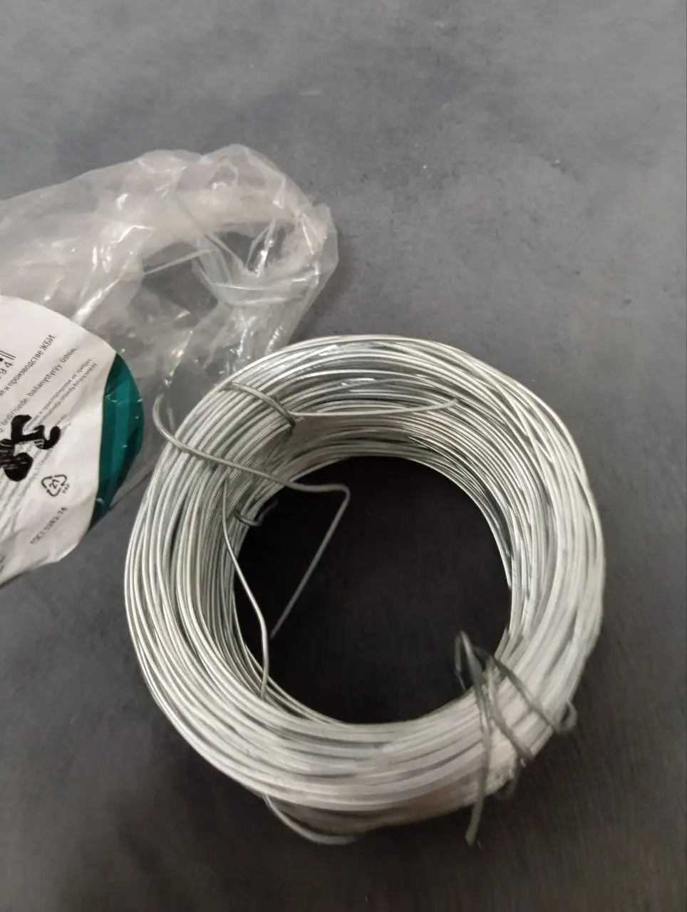 Вязальная оцинкованная проволока 50м, 0.9мм - Хозяйственные товары (Барахолка) в Зеленоград