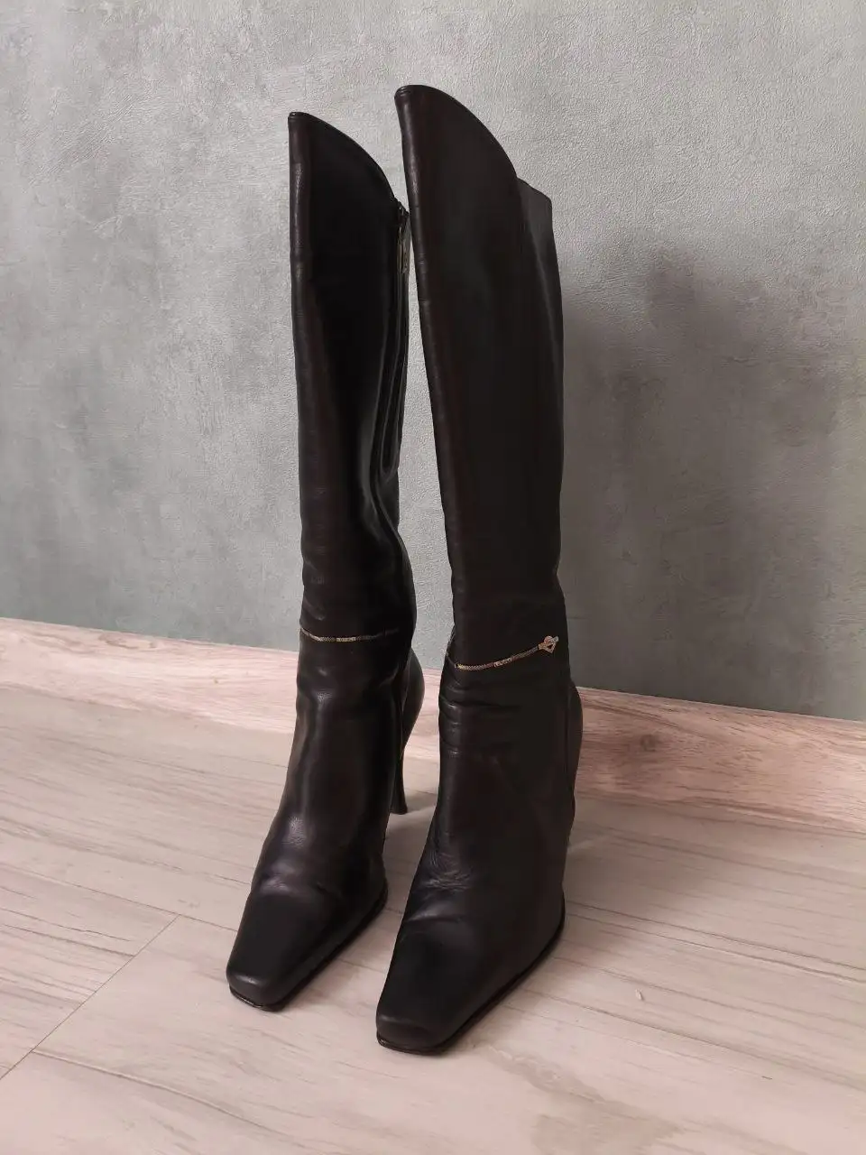 Б/у сапоги Loriblu и Chiara Bellini - Обувь (Одежда) в Зеленоград