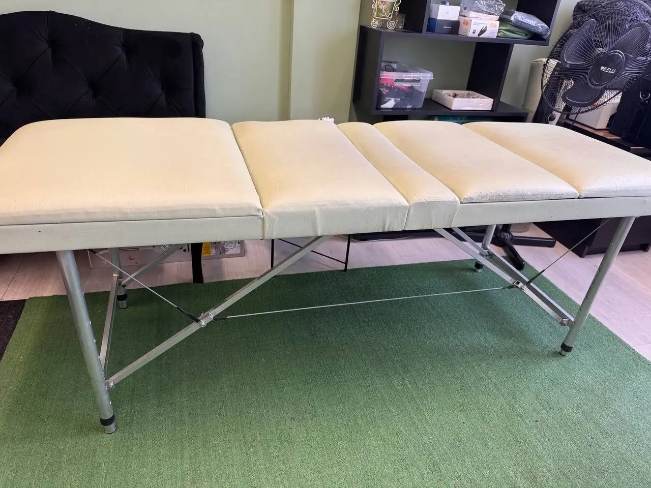 Кушетка с регулируемой высотой и изголовьем - Барахолка в Химки