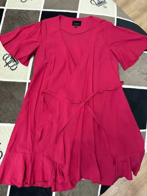 Бордовое платье-халат Finn Flare размер L - Пиджаки в Химки