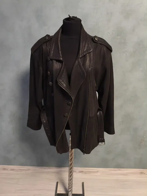 Куртка женская натуральный нубук Италия б/у - частное объявление в Зеленоград