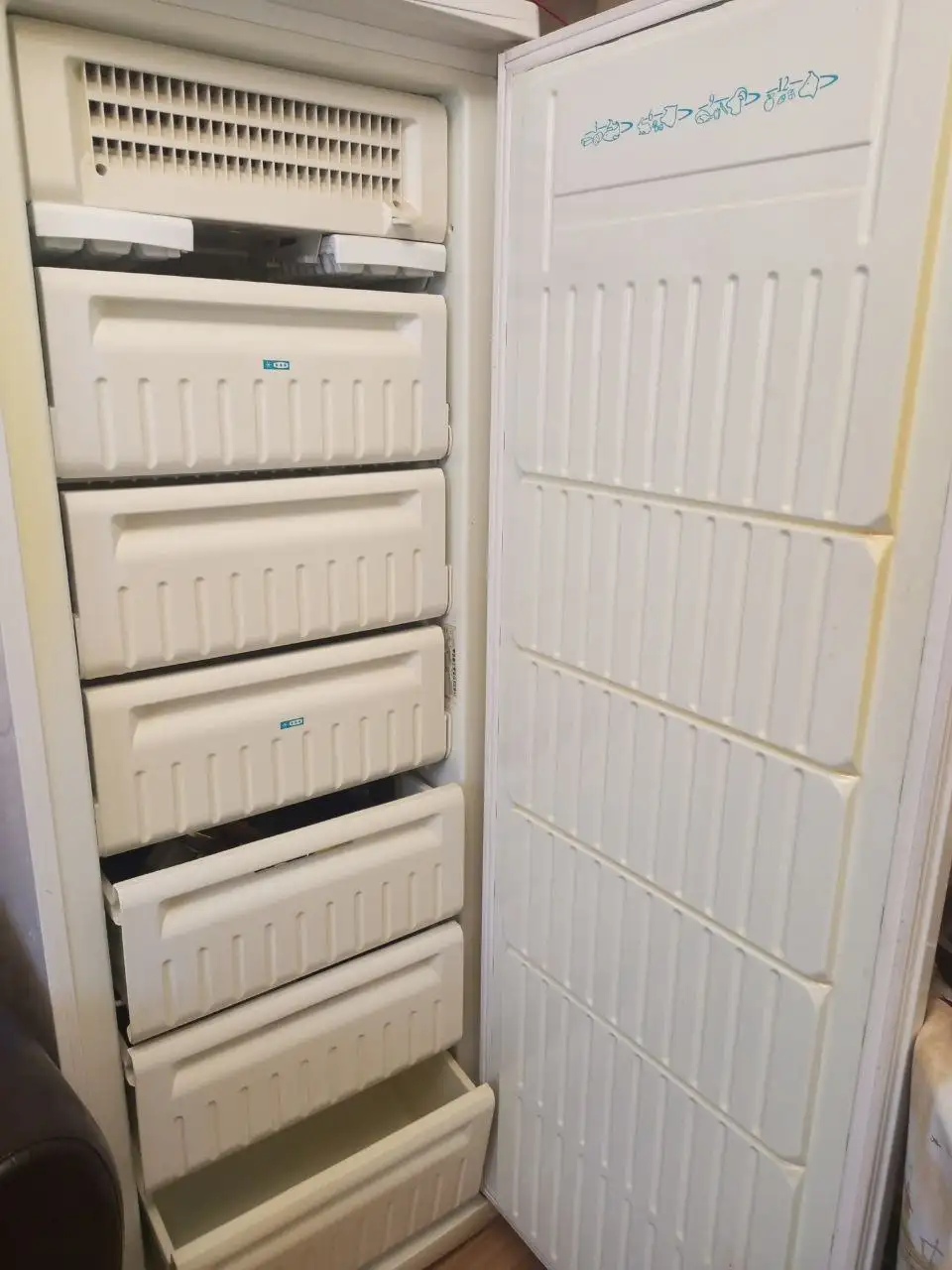 Морозильная камера STINOL 2013 года - Холодильное оборудование (Для дома и дачи) в Химки