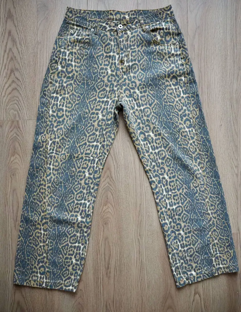 Новые джинсы размер L - Джинсы (Одежда) в Москва